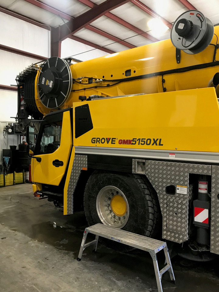 Grove GMK 5150XL - Autódaru: 4 kép. Grove GMK 5150XL - Autódaru: 4 kép.