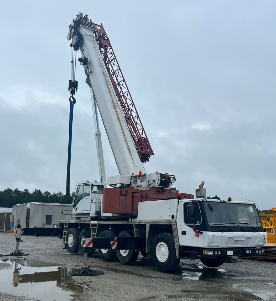 Grove GMK 5165 - Autódaru: 1 kép. Grove GMK 5165 - Autódaru: 1 kép.