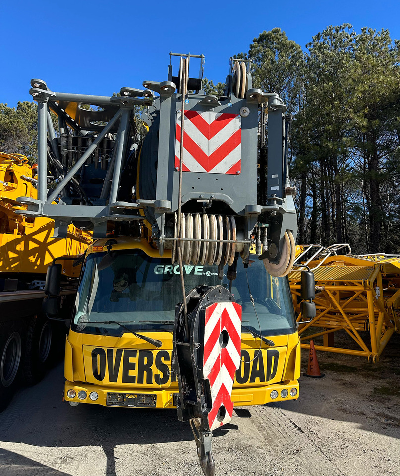 Grove GMK 5250L - Autódaru: 4 kép. Grove GMK 5250L - Autódaru: 4 kép.