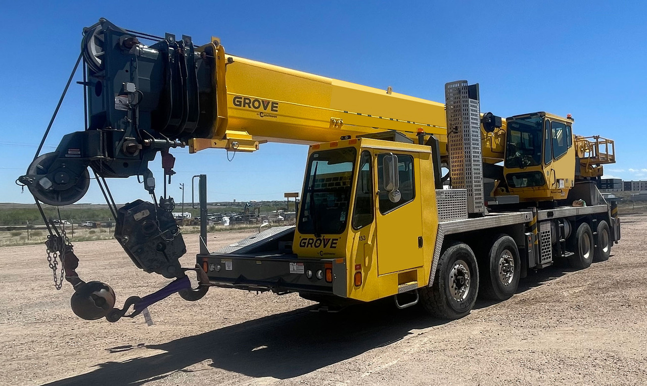 Grove TMS760E - Autódaru: 3 kép. Grove TMS760E - Autódaru: 3 kép.