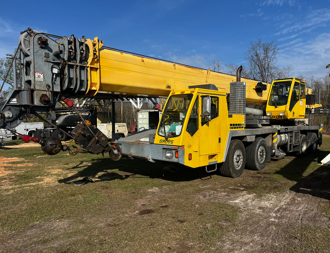 Grove TMS800E - Autódaru: 1 kép. Grove TMS800E - Autódaru: 1 kép.
