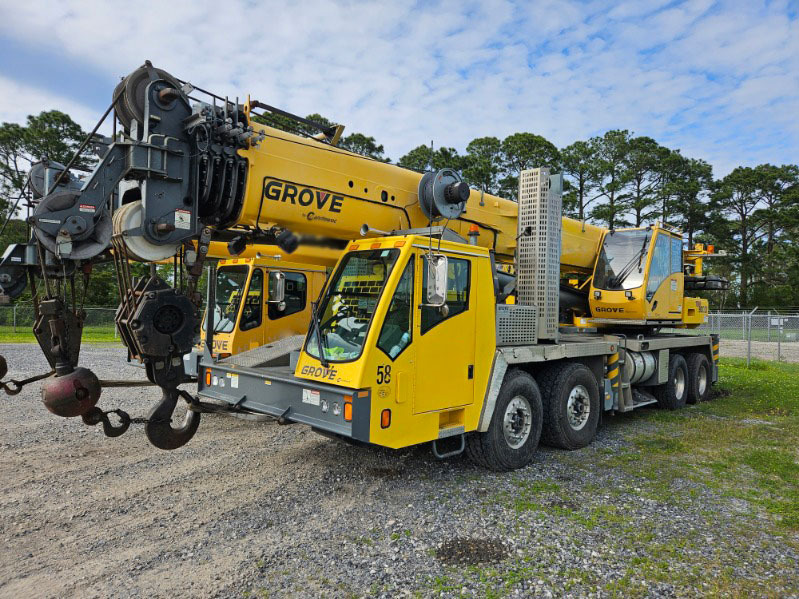 Grove TMS9000E - Autódaru: 2 kép. Grove TMS9000E - Autódaru: 2 kép.