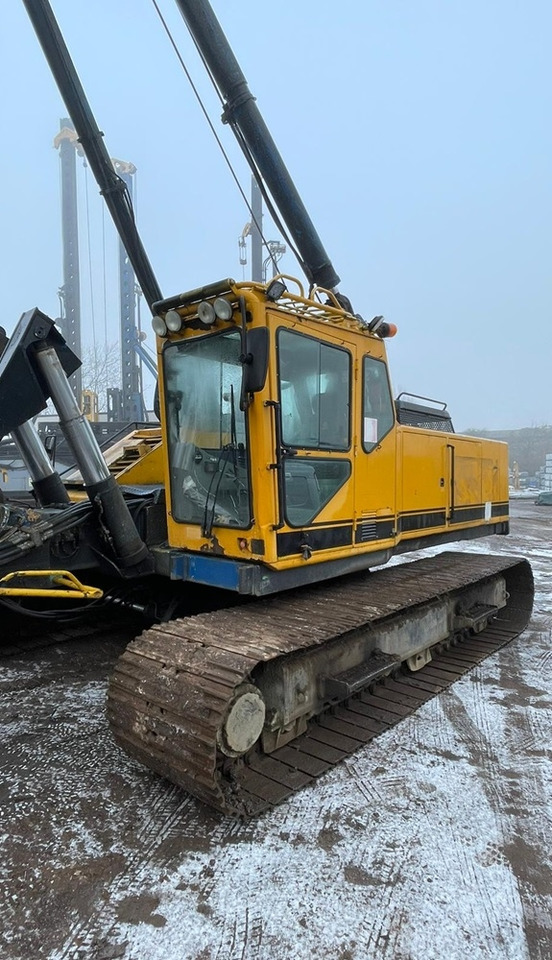 Junttan PM-20LC - Cölöpverő: 3 kép. Junttan PM-20LC - Cölöpverő: 3 kép.