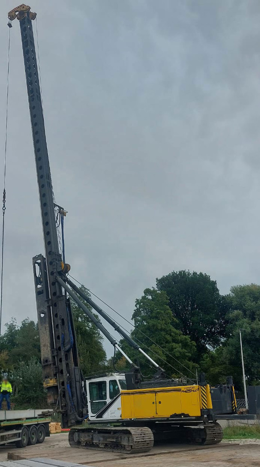 Junttan PM-25HLC - Cölöpverő: 5 kép. Junttan PM-25HLC - Cölöpverő: 5 kép.