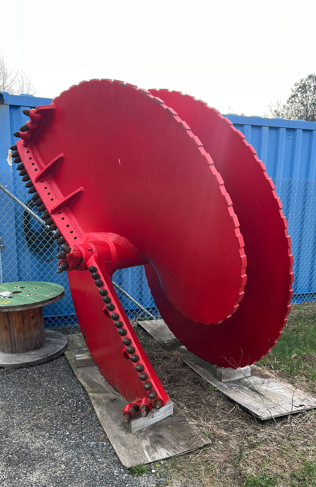 Junttan Rock Auger - Cölöpverő: 3 kép. Junttan Rock Auger - Cölöpverő: 3 kép.