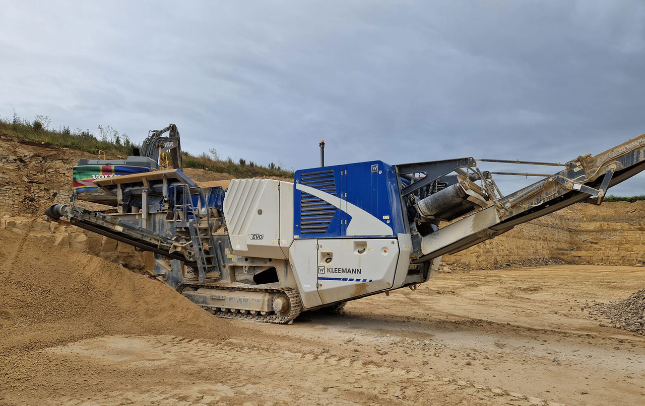 Kleemann MC 110i EVO-2 - Pofás törő: 2 kép. Kleemann MC 110i EVO-2 - Pofás törő: 2 kép.