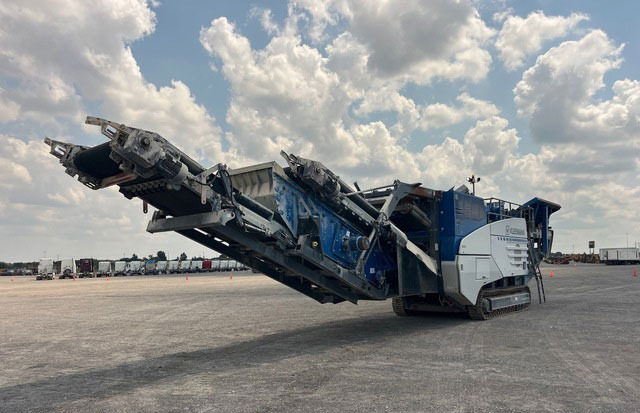 Kleemann MR 130 Zi EVO 2 - Röpítő törő: 1 kép. Kleemann MR 130 Zi EVO 2 - Röpítő törő: 1 kép.