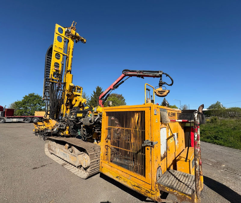 Klemm KR 805-2 - Cölöpverő: 2 kép. Klemm KR 805-2 - Cölöpverő: 2 kép.