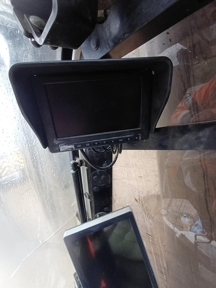 Cölöpverő Liebherr LB36: 7 kép.