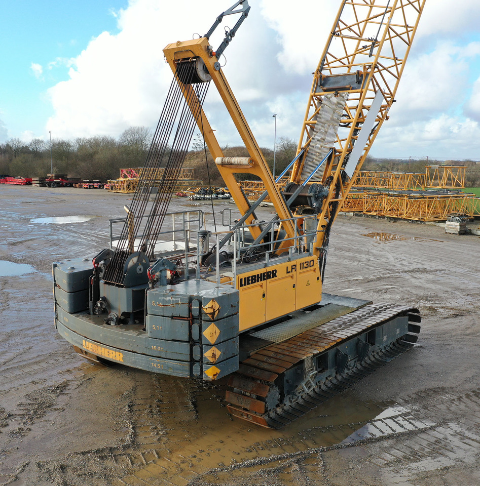 Liebherr LR 1130 - Lánctalpas daru: 5 kép. Liebherr LR 1130 - Lánctalpas daru: 5 kép.