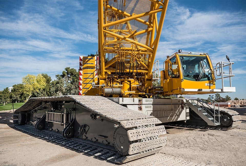 Liebherr LR 1500 - Lánctalpas daru: 2 kép. Liebherr LR 1500 - Lánctalpas daru: 2 kép.