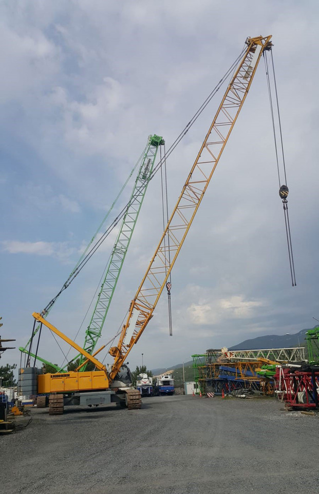 Liebherr LR1160 - Lánctalpas daru: 2 kép. Liebherr LR1160 - Lánctalpas daru: 2 kép.