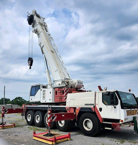 Liebherr LTM 1100-5.2 - Autódaru: 2 kép. Liebherr LTM 1100-5.2 - Autódaru: 2 kép.