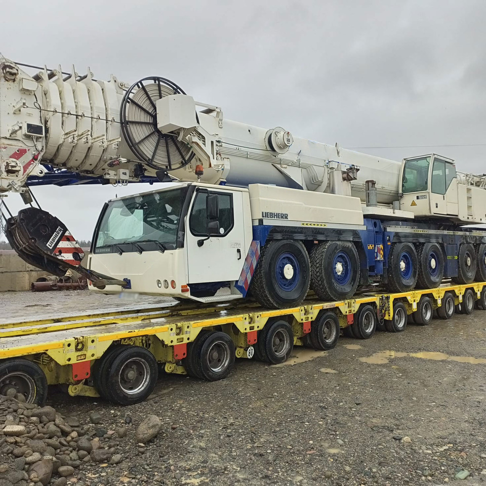 Liebherr LTM 1250-6.1 - Autódaru: 2 kép. Liebherr LTM 1250-6.1 - Autódaru: 2 kép.