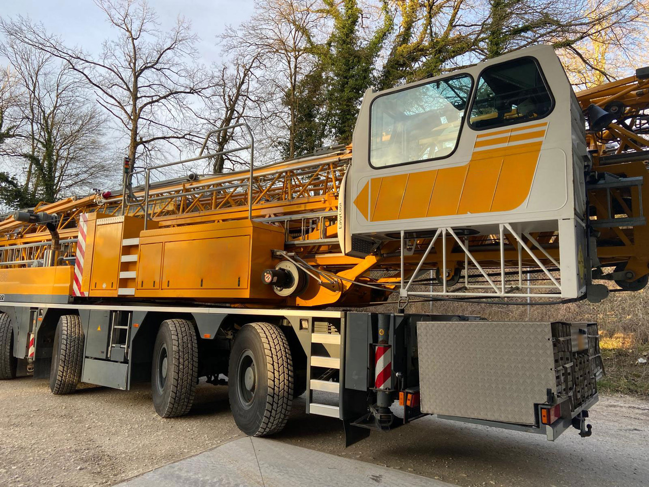 Liebherr MK 88 - Toronydaru: 4 kép. Liebherr MK 88 - Toronydaru: 4 kép.