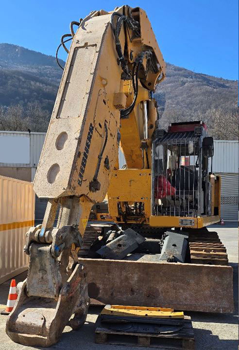 Liebherr R944C T Litronic - Bányászati gépek: 3 kép. Liebherr R944C T Litronic - Bányászati gépek: 3 kép.