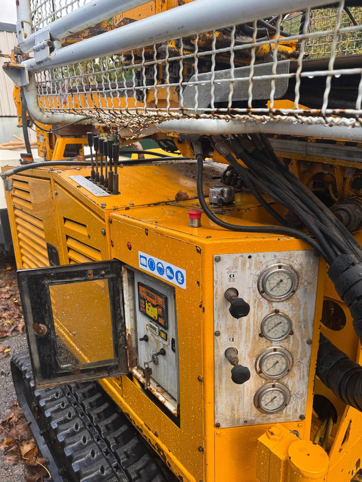 Massenza MI3 - Fúrógép: 3 kép. Massenza MI3 - Fúrógép: 3 kép.