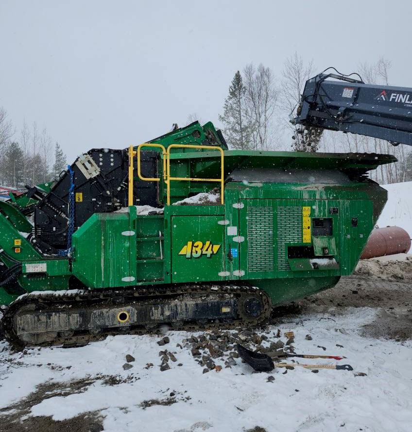 McCloskey I34R - Röpítő törő: 3 kép. McCloskey I34R - Röpítő törő: 3 kép.