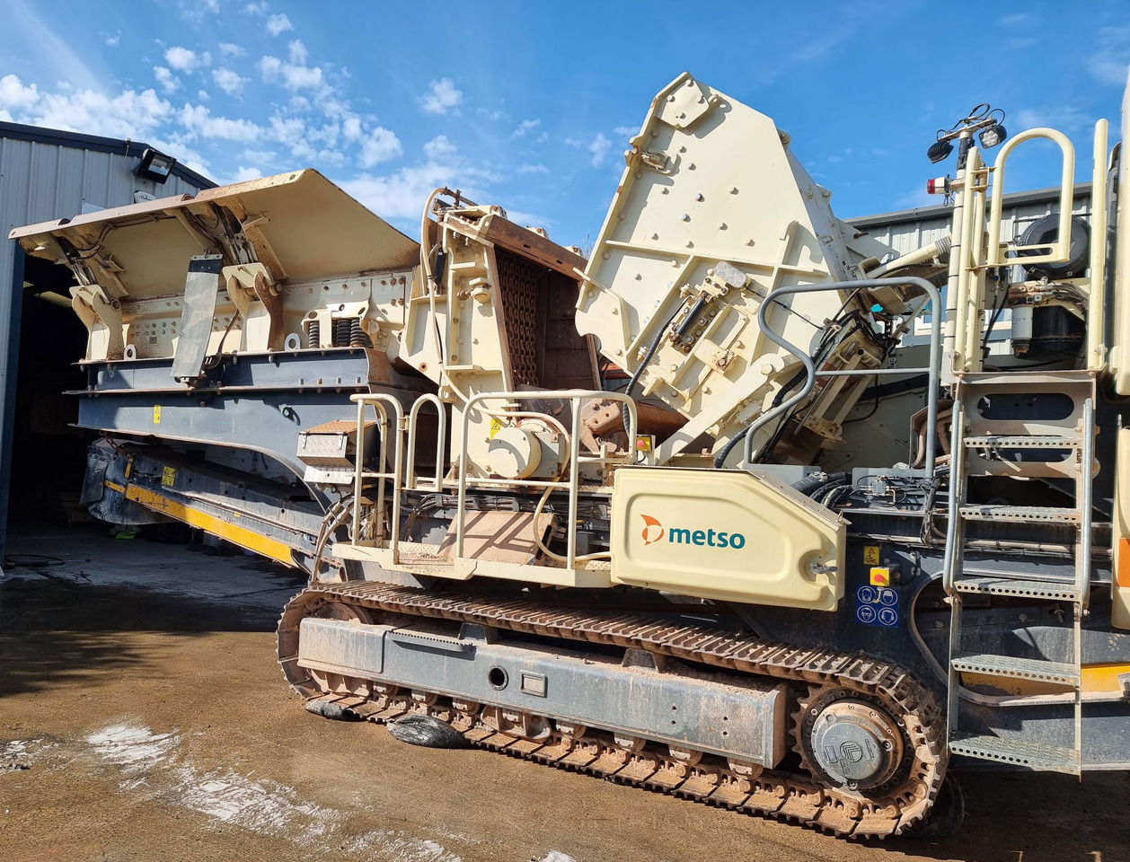 Metso LT 1213 - Röpítő törő: 3 kép. Metso LT 1213 - Röpítő törő: 3 kép.