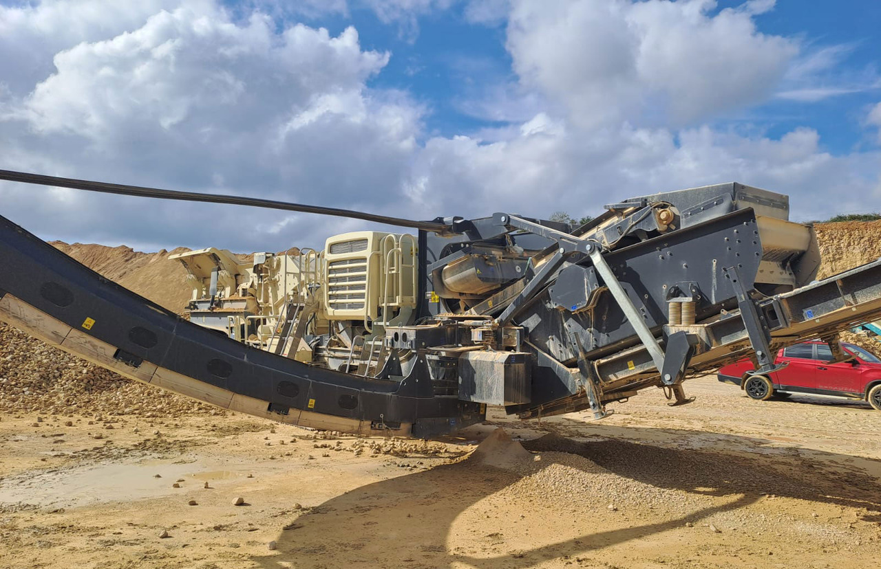 Metso LT1213S - Röpítő törő: 1 kép. Metso LT1213S - Röpítő törő: 1 kép.