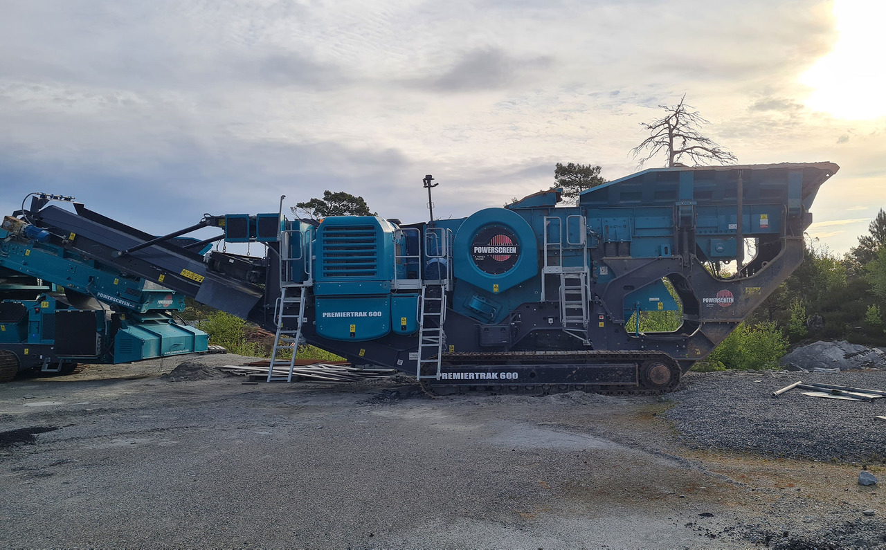 Powerscreen Premiertrak 600E - Pofás törő: 1 kép. Powerscreen Premiertrak 600E - Pofás törő: 1 kép.