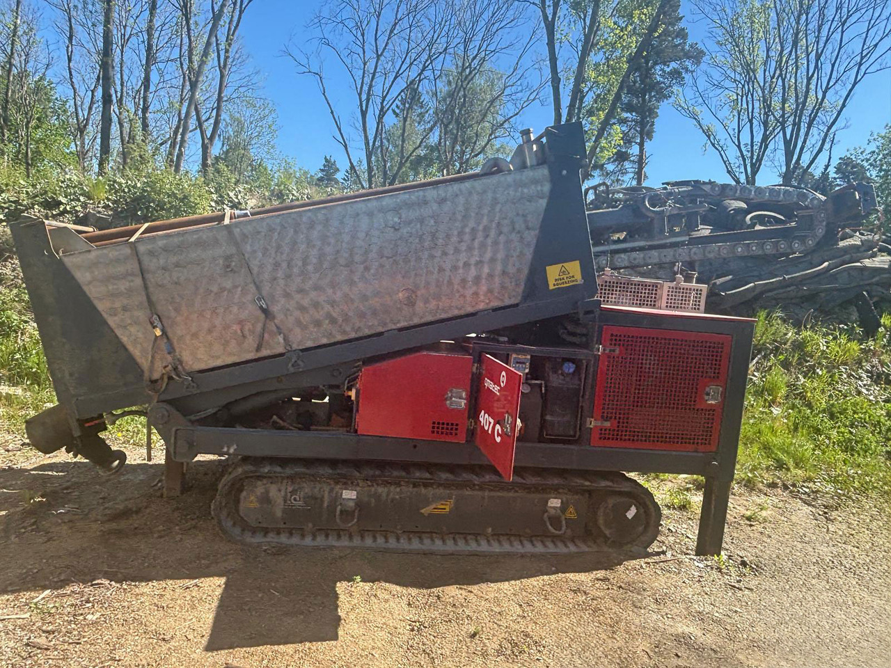 Qmatec Nemek 407C - Fúrógép: 1 kép. Qmatec Nemek 407C - Fúrógép: 1 kép.