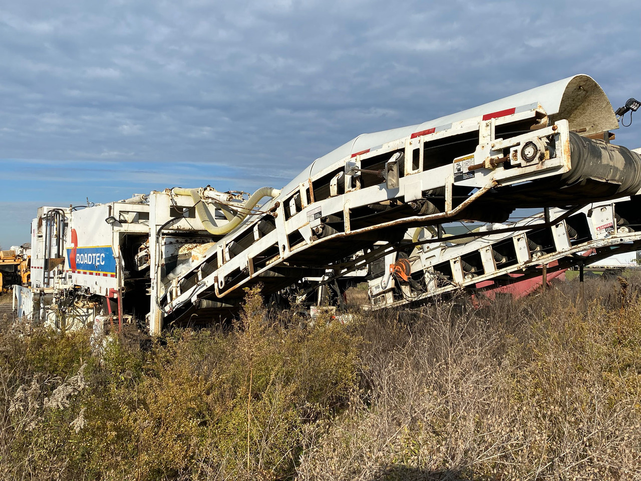Roadtec RX-60C - Aszfaltmaró: 3 kép. Roadtec RX-60C - Aszfaltmaró: 3 kép.