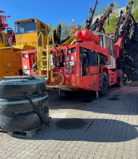 Sandvik DT1131I - Bányászati gépek: 4 kép. Sandvik DT1131I - Bányászati gépek: 4 kép.