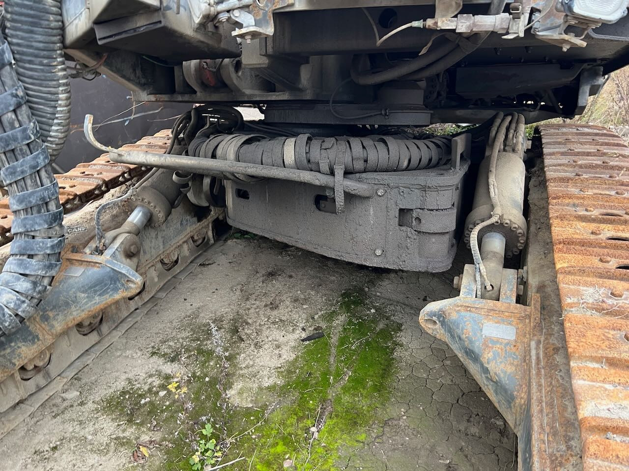 Sandvik DX780R - Fúrógép: 5 kép. Sandvik DX780R - Fúrógép: 5 kép.