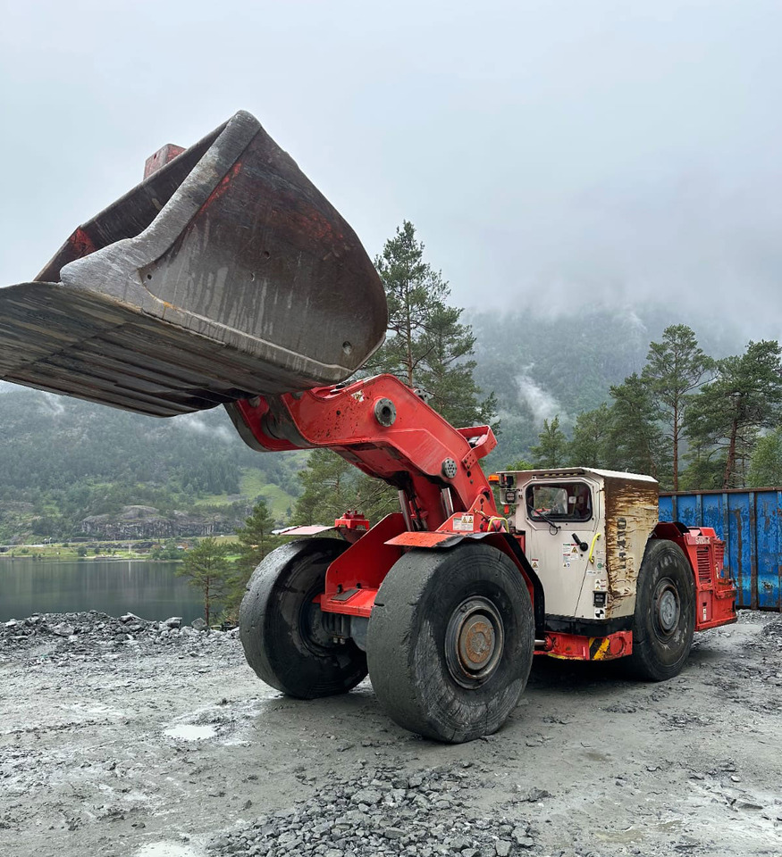 Sandvik LH410 - Bányászati gépek: 1 kép. Sandvik LH410 - Bányászati gépek: 1 kép.