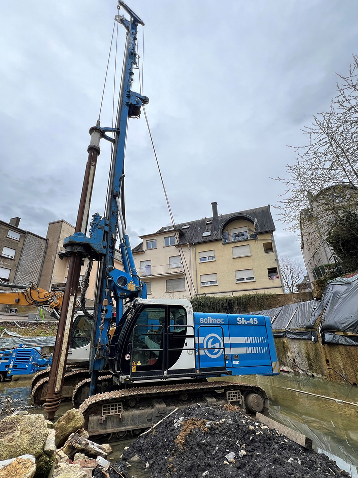 Soilmec SR-45 - Cölöpverő: 1 kép. Soilmec SR-45 - Cölöpverő: 1 kép.