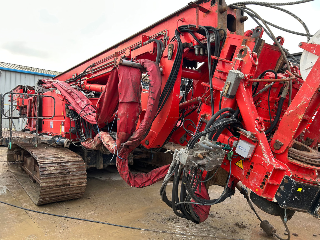 Soilmec SR-70 - Cölöpverő: 1 kép. Soilmec SR-70 - Cölöpverő: 1 kép.