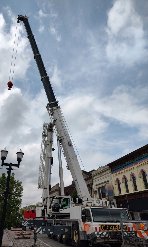 Tadano ATF 220G-5 - Terepjáró autódaru: 4 kép. Tadano ATF 220G-5 - Terepjáró autódaru: 4 kép.