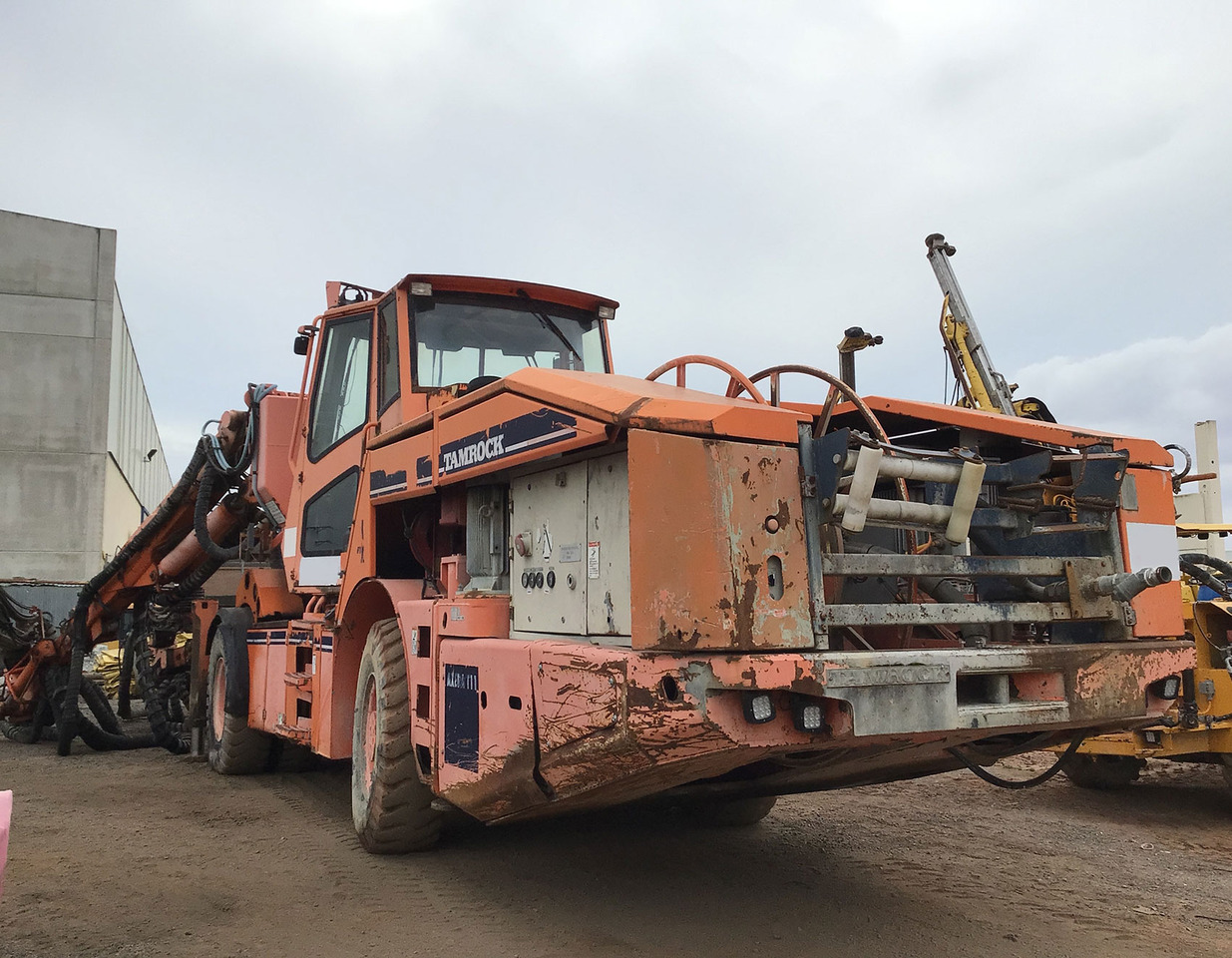 Tamrock Axera T11 Data-315 C - Irányított fúrógép: 5 kép. Tamrock Axera T11 Data-315 C - Irányított fúrógép: 5 kép.