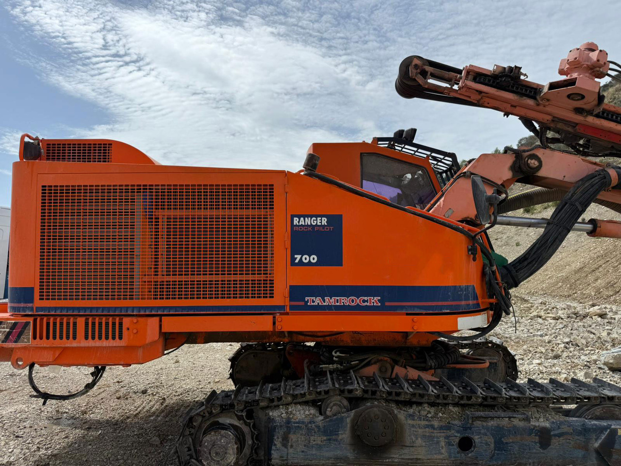 Tamrock RANGER 700RP - Fúrógép: 5 kép. Tamrock RANGER 700RP - Fúrógép: 5 kép.
