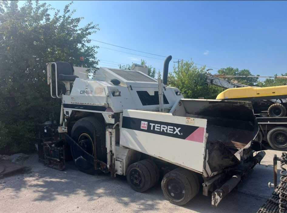 Terex CR452 - Útburkológép: 1 kép. Terex CR452 - Útburkológép: 1 kép.