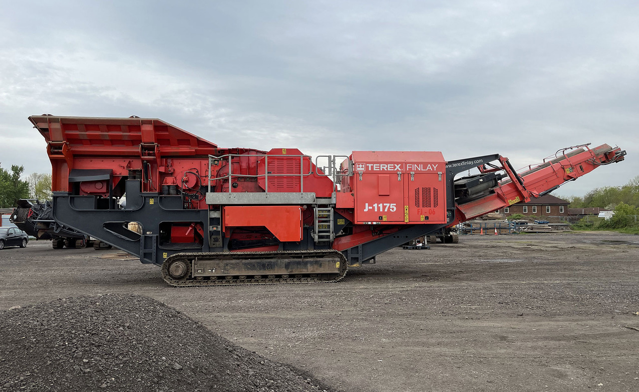 Terex Finlay J-1175 - Pofás törő: 1 kép. Terex Finlay J-1175 - Pofás törő: 1 kép.
