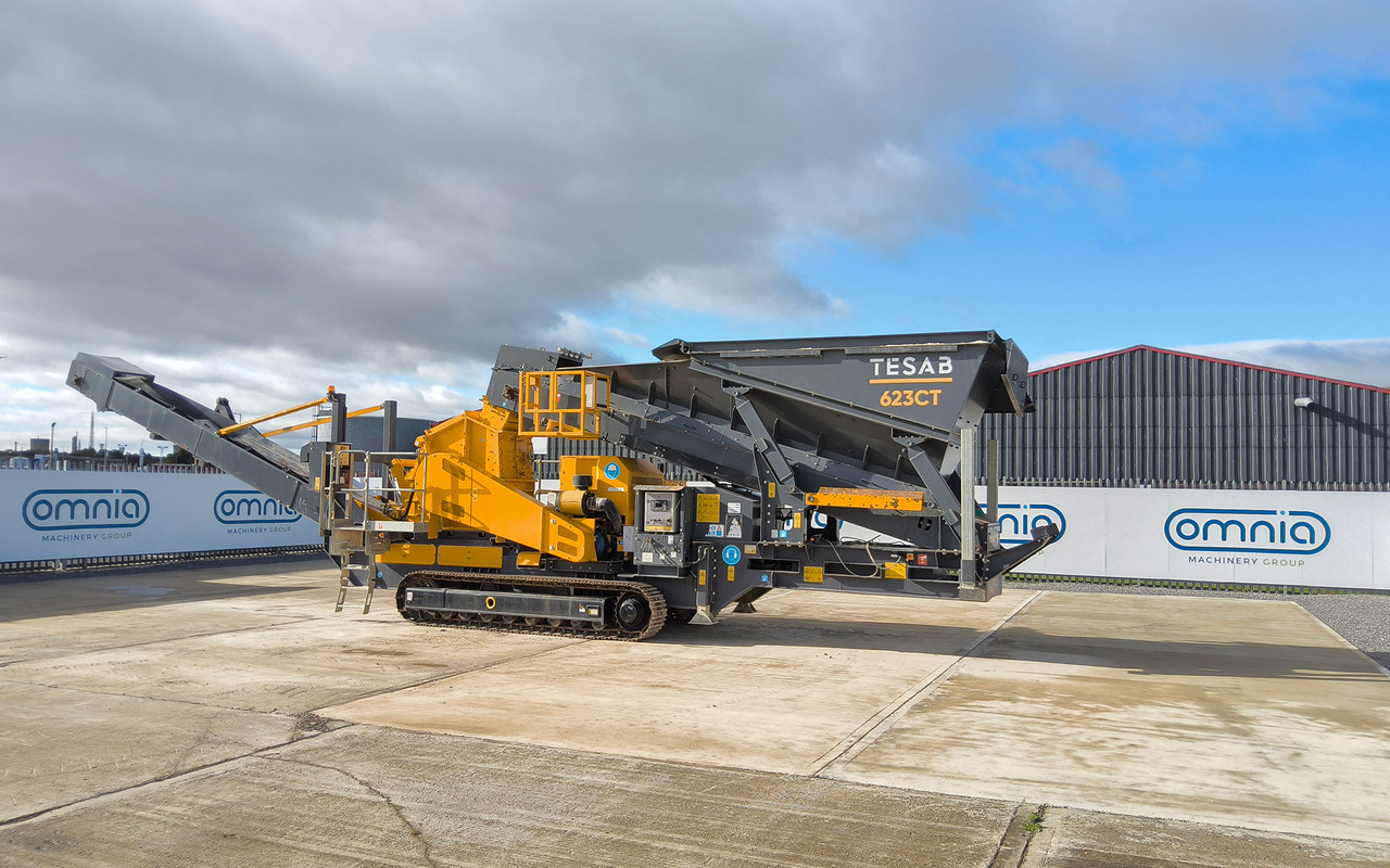 Tesab 623 - Röpítő törő: 4 kép. Tesab 623 - Röpítő törő: 4 kép.