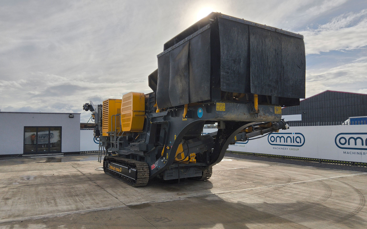 Tesab 700ie - Pofás törő: 5 kép. Tesab 700ie - Pofás törő: 5 kép.