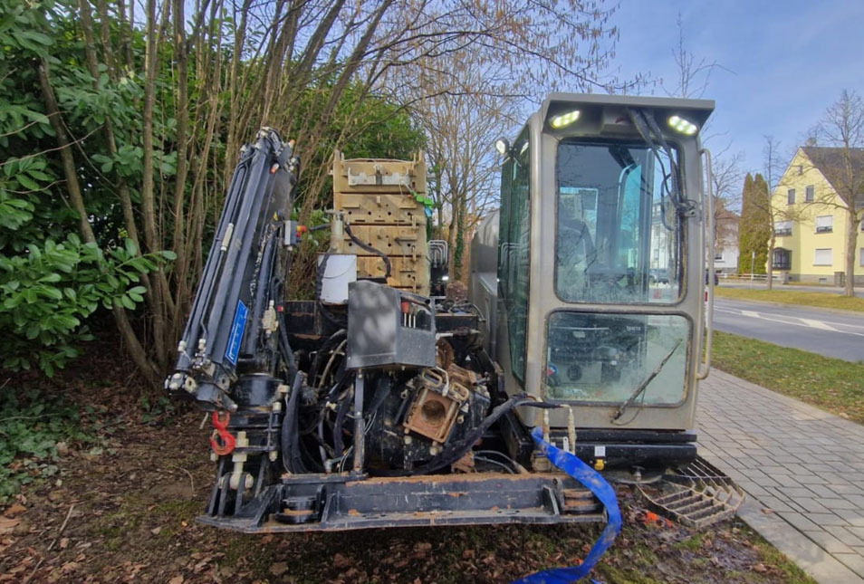 Tracto Technik Grundodrill 18 ACS - Irányított fúrógép: 4 kép. Tracto Technik Grundodrill 18 ACS - Irányított fúrógép: 4 kép.
