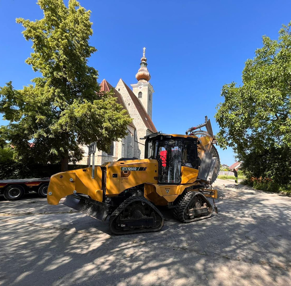 Vermeer RTX1250i2 - Árokásó: 3 kép. Vermeer RTX1250i2 - Árokásó: 3 kép.