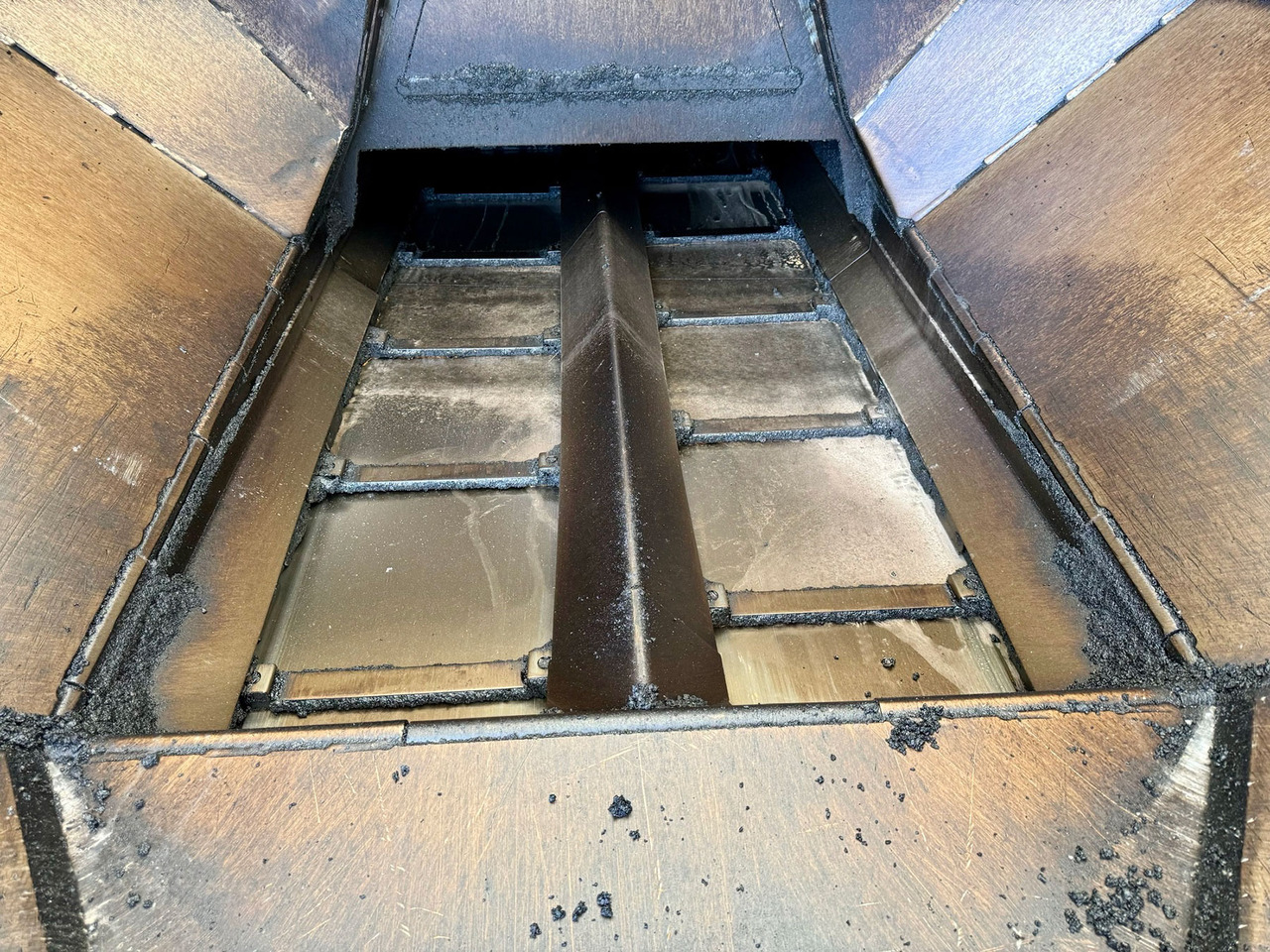 Vogele Super 1800-3i - Útburkológép: 4 kép. Vogele Super 1800-3i - Útburkológép: 4 kép.