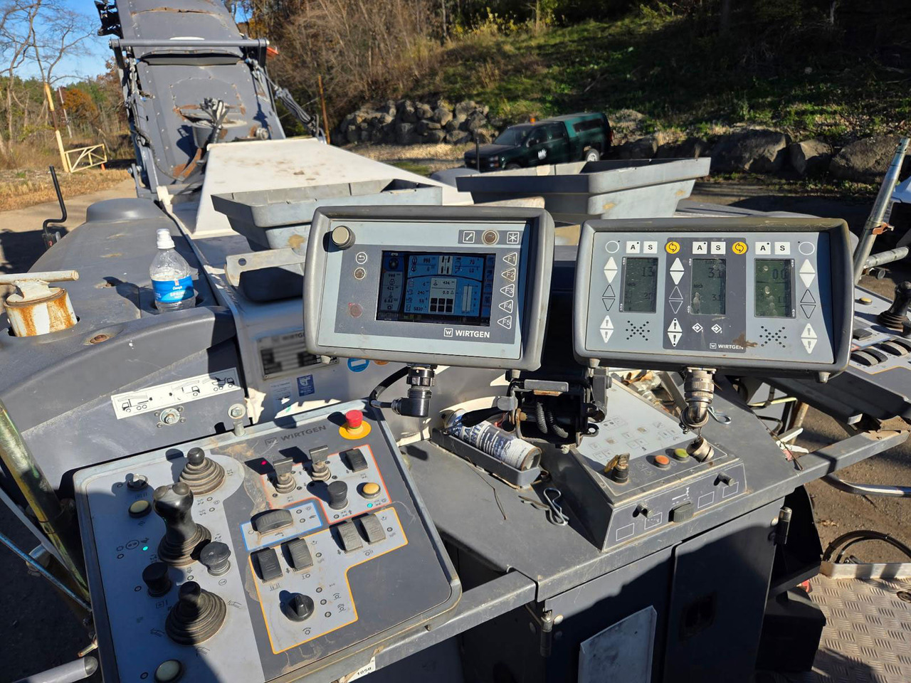 Wirtgen W 250 I - Aszfaltmaró: 5 kép. Wirtgen W 250 I - Aszfaltmaró: 5 kép.