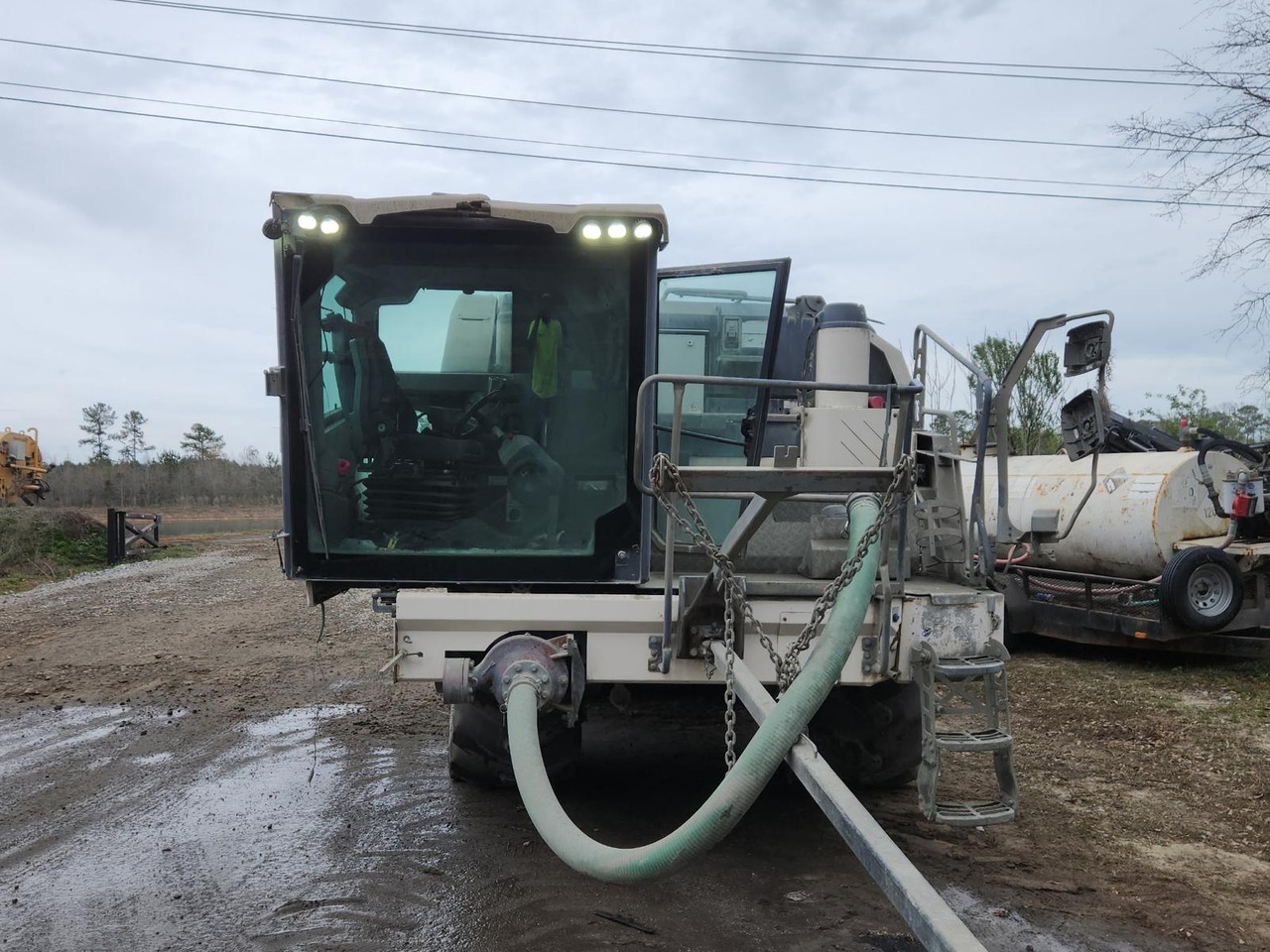 Wirtgen WR 250 I - Talajstabilizáló: 4 kép. Wirtgen WR 250 I - Talajstabilizáló: 4 kép.