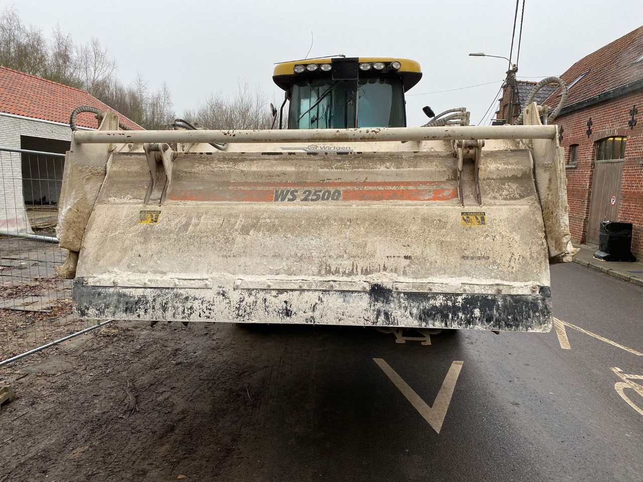 Wirtgen WS 2500 - Talajstabilizáló: 4 kép. Wirtgen WS 2500 - Talajstabilizáló: 4 kép.