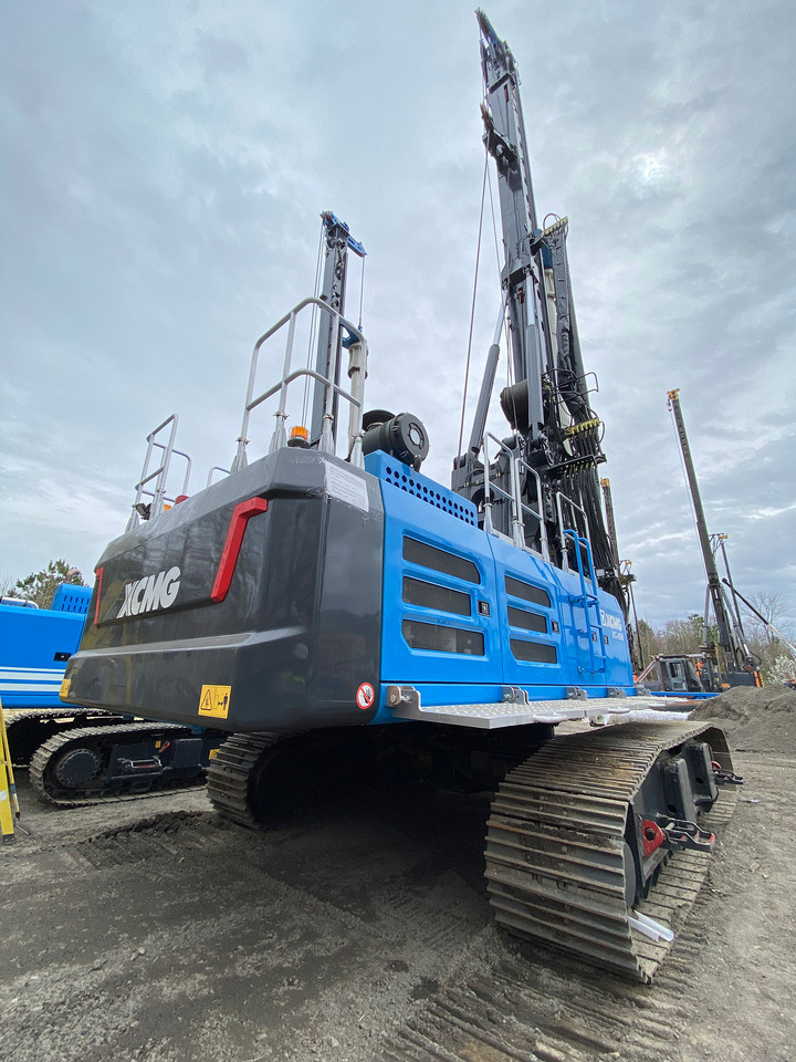 XCMG XC-85 - Cölöpverő: 3 kép. XCMG XC-85 - Cölöpverő: 3 kép.