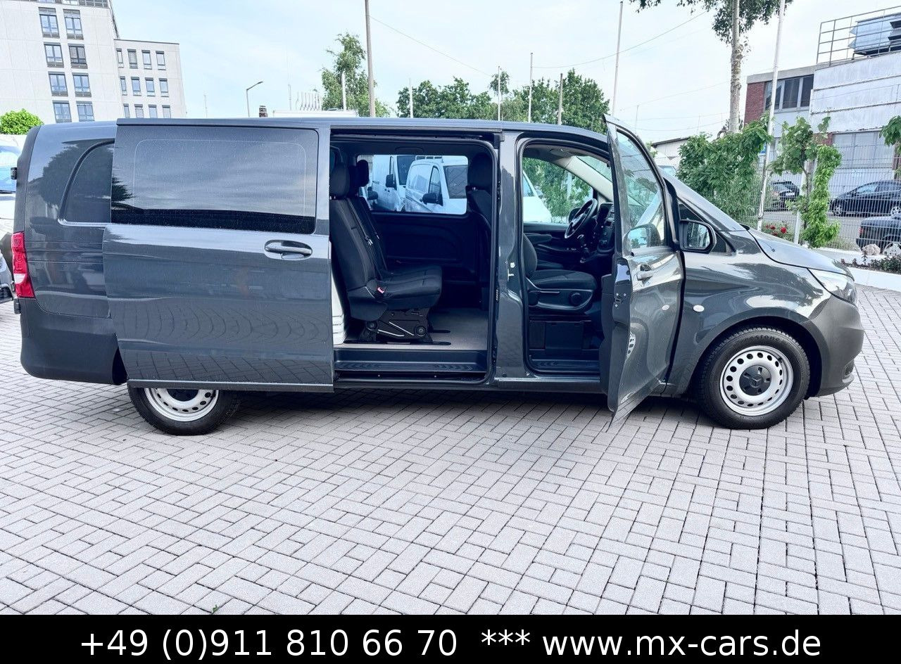 Mercedes-Benz Vito 114 extralang Doka Mixto Klima AHK 5 Sitze - Kis furgon: 5 kép. Mercedes-Benz Vito 114 extralang Doka Mixto Klima AHK 5 Sitze - Kis furgon: 5 kép.
