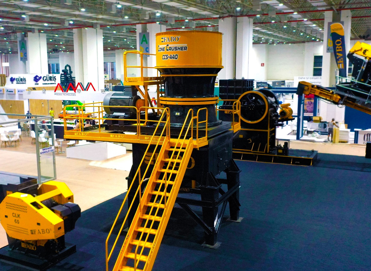 FABO Cone crusher - Kúpos törő: 2 kép. FABO Cone crusher - Kúpos törő: 2 kép.