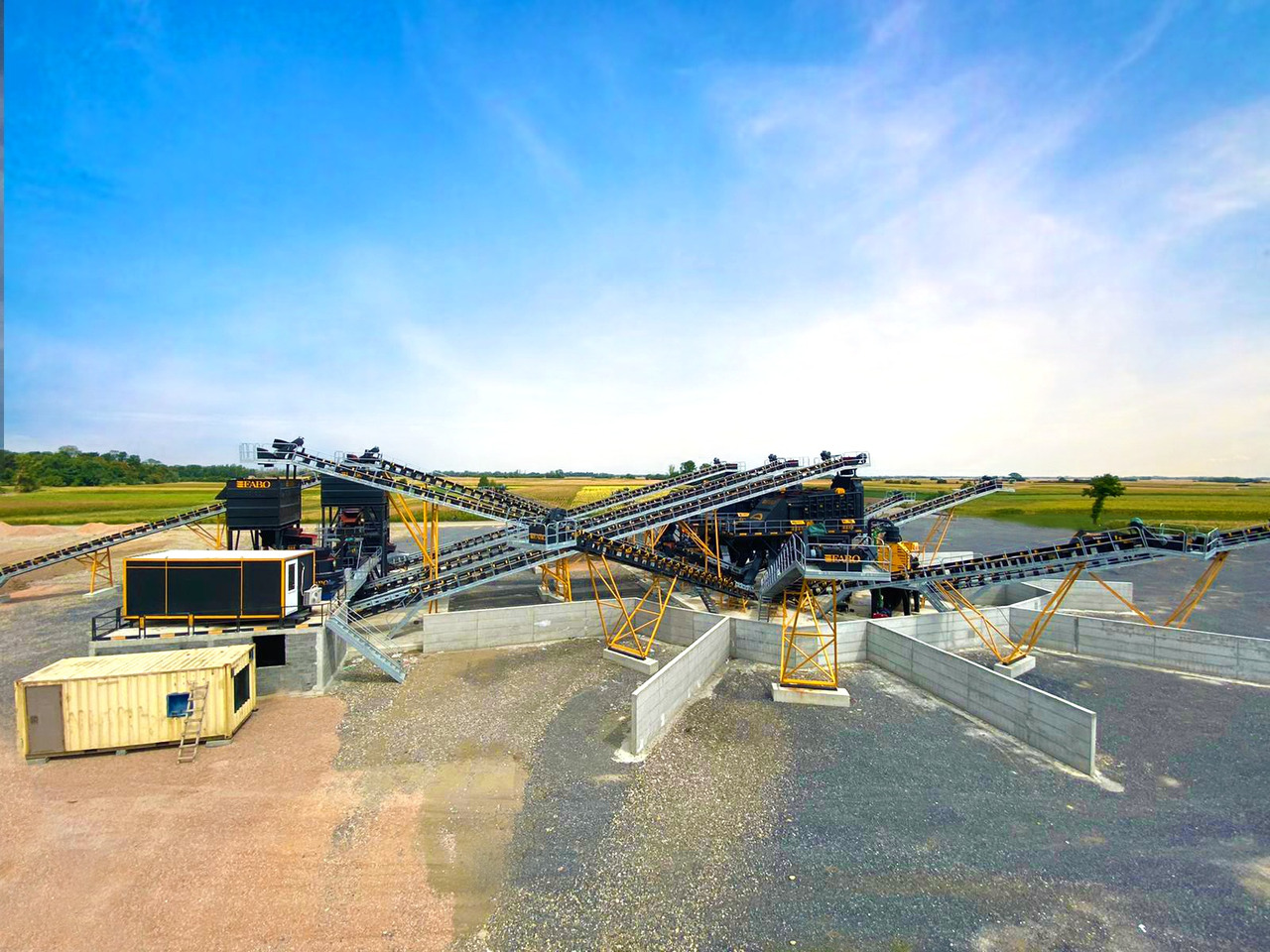 FABO Conveyor belt - Futószalag: 5 kép. FABO Conveyor belt - Futószalag: 5 kép.