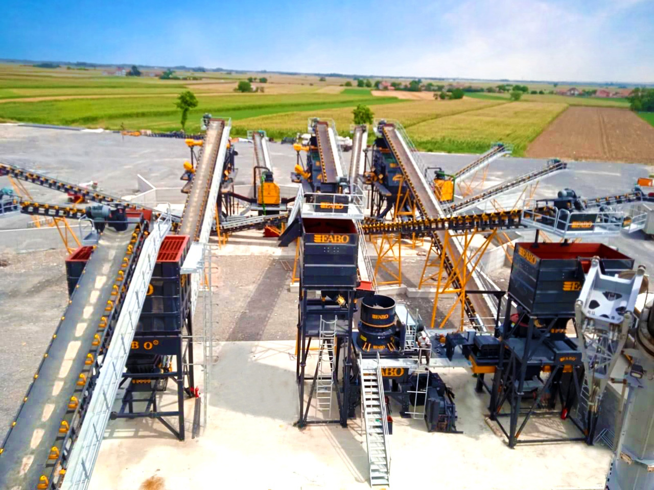 FABO Conveyor belt - Futószalag: 3 kép. FABO Conveyor belt - Futószalag: 3 kép.